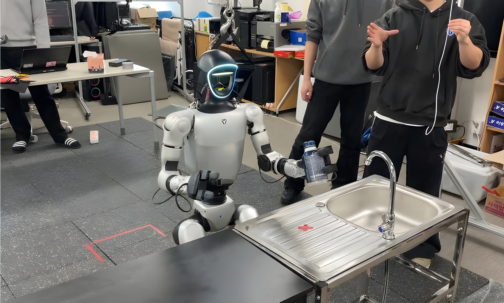 Robot Learning Laboratory highlight 3